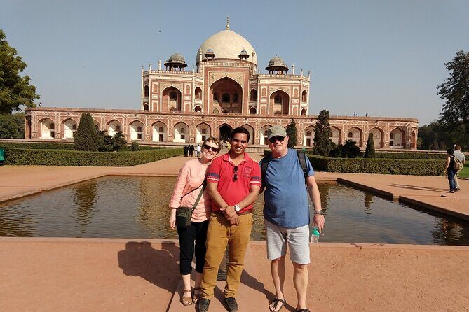 5-Day Private Golden Triangle Tour with Udaipur & Pushkar by Car - Day 2: The Taj Mahal and Mughal Grandeur