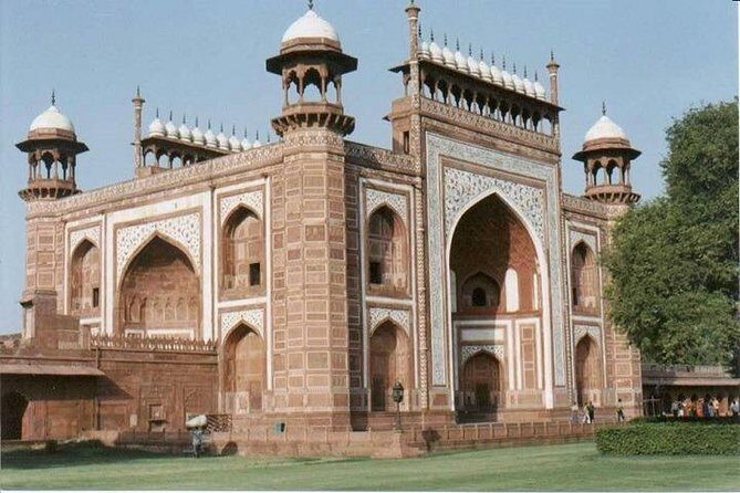 5 Nights / 6 Days - Delhi Agra Haridwar Rishikesh Tour - Who Is This Tour Best For?