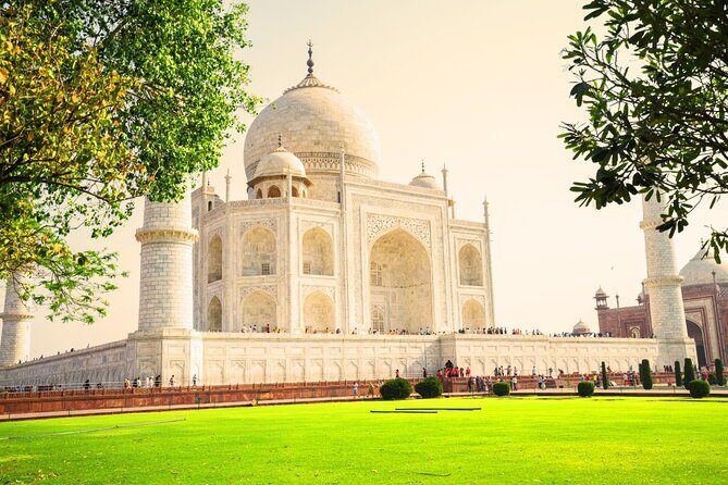 6 Days Golden Triangle Tour{Delhi Agra Jaipur Tour} - Is It Worth the Price?