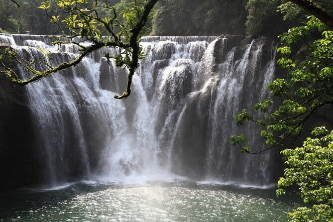 7-Hour Join tour - Jiufen Village & Shifen Town - Authentic Experiences That Set This Tour Apart