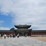 8 Hours Private tour with top attractions in Seoul - Gyeongbokgung Palace: The Historic Heart of Seoul