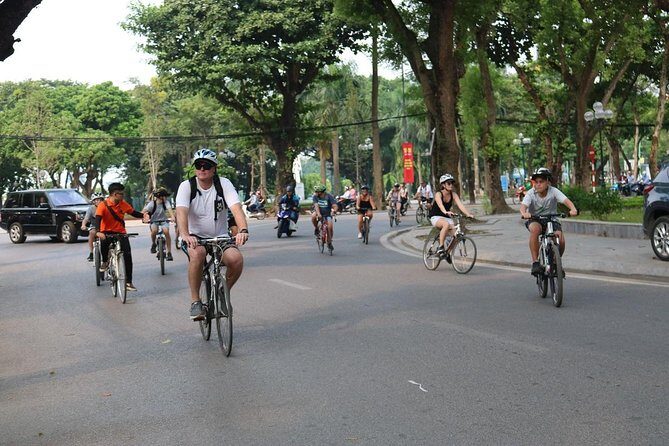 A Glimpse Of Hanoi ,Cultures, History, Backstreet, Train Street - The Sum Up