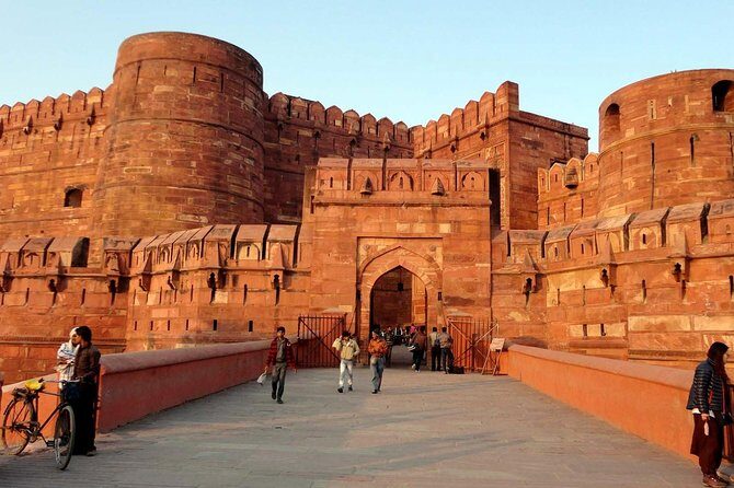 Affordable transfer from Jaipur to Agra via Fatehpur Sikri - Who Is This Tour Best For?