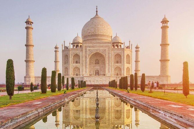 Agra Taj Mahal Sunrise & Sunset Tour from Delhi - The Experience: What Works Well