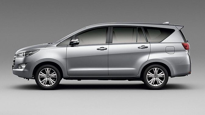 Airport Pick up (From Da Nang Airport to Hotel in Hoi An) 7 Seat Car - The Sum Up