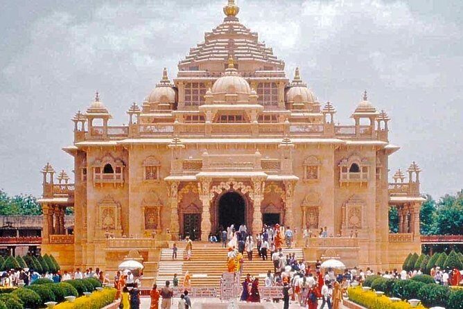 All Inclusive Private Full Day Old Delhi and New Delhi City Tour - Authenticity and Value