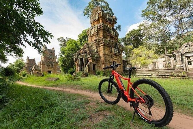 Angkor Wat & Bayon: the Smiling Temple Bike Tour - Authentic Insights from Reviewers
