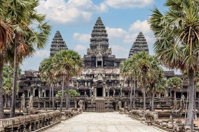 Angkor Wat Bike Tour with Lunch Included - The Sum Up