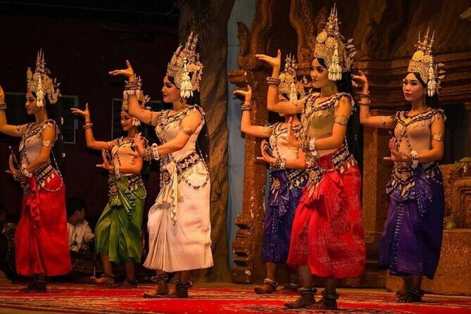 Apsara Theatre Performance include Dinner - Who Would Love This Experience?