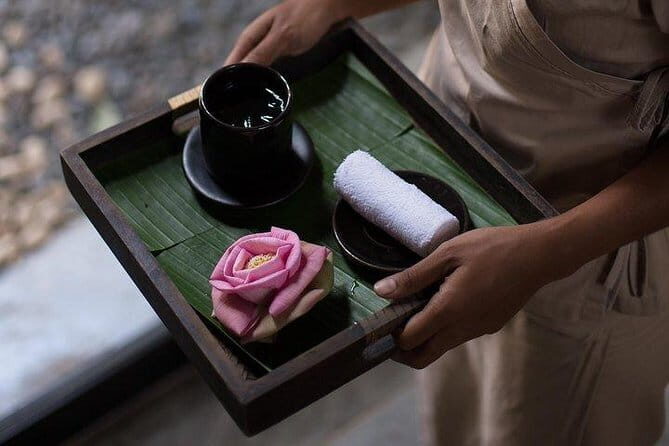 Aromatherapy Apsara Indulgence Massage in Siem Reap - The Therapist Skills and Service Quality