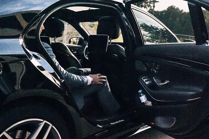 Arrival Private Transfer: Orlando Airport MCO to Orlando in Business Car - What makes this transfer a smart choice?
