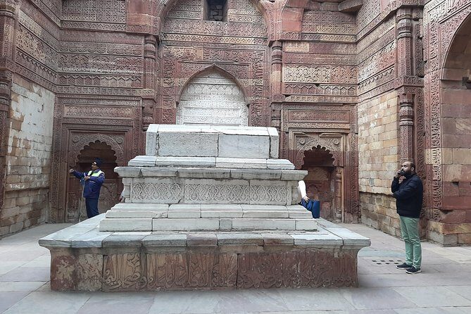 Audio Guided Walking Tour of Qutub Minar & Mehrauli, Delhi - Who Will Love This Tour?