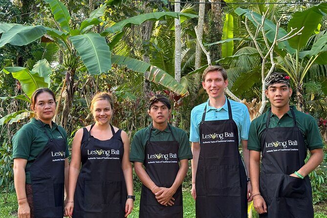 Authentic Balinese Cooking Class with Jewelry Making Class - Jewelry Making: Crafting Souvenirs