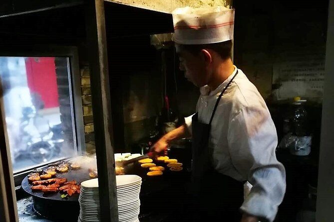Authentic Old Beijing Hutong Food and Beer Private Tour - An In-Depth Look at the Old Beijing Hutong Food and Beer Tour
