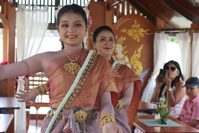 Ayutthaya Sunset Discovery, Boat Ride, Iconic Spots, Local Market - Who Is This Tour Best For?