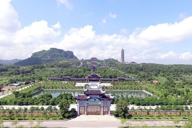 Bai Dinh Trang An Day Trip with Buffet Lunch,Boat Trip and Electric Car 2 Ways - Who Should Consider This Tour?