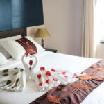 Bai Tu Long Bay Luxury Cruise 2D/1N: Visit Bai Tu Long bay & pristine places - What Sets This Tour Apart