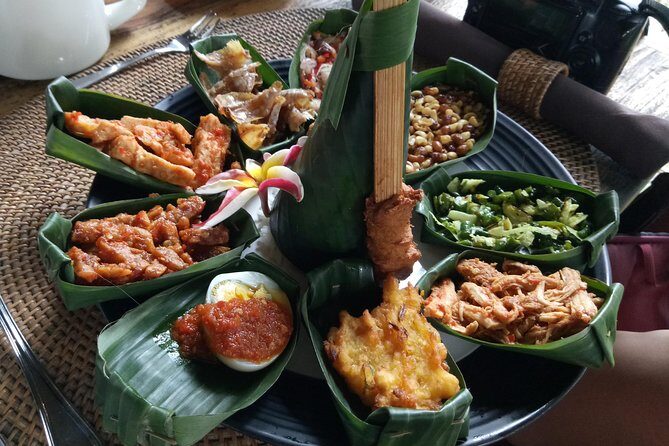 Bali Cooking Class and Ubud Sightseeing Tour - Exploring Pejeng Traditional Market