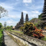 BALI INSTAGRAM TOURS; Handara Gate, Taman Ayun, & Ulundanu Temple - Exploring Handara Gate