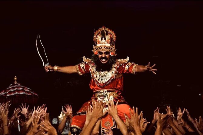 Bali Uluwatu Sunset Kecak Fire Dance and Beach Dinner Tour - Beachside Dinner on Jimbaran Beach