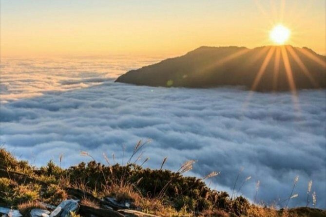 Bali Volcano Sunrise Mt Batur Private tour - The Guide and Atmosphere
