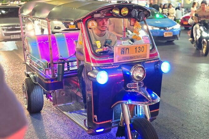 Bangkok: A 4 Hours Tuk Tuk Sightseeing Tour At Iconic Landmarks - The Practicalities and Value