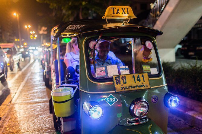 Bangkok by Night: Temples, Markets and Food Tuk-Tuk Tour - Why This Tour Is Worth It
