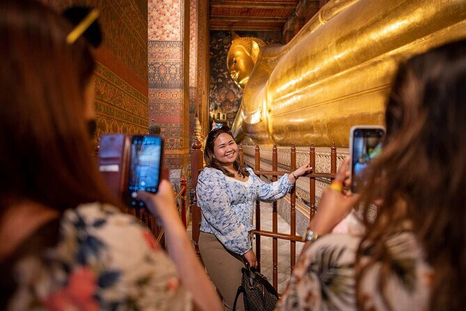 Bangkok Night Tour: Wat Arun, Wat Pho, Chinatown & Tuk Tuk Ride - Practical Details and What You Can Expect