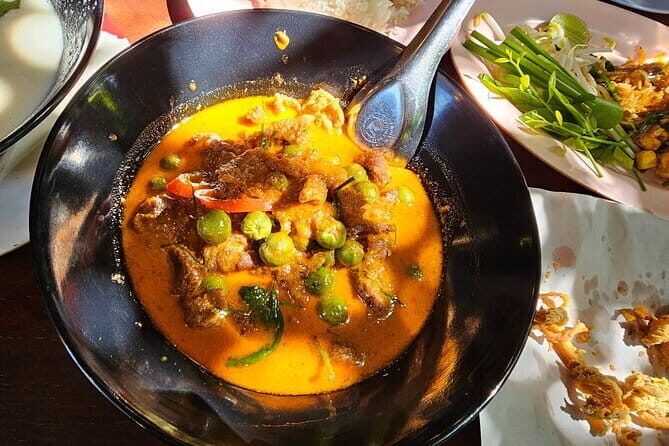 Bangkok Street Food Variety Cultures Local Tasty - Who Is This Tour Best For?