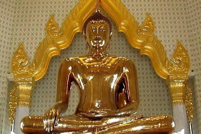 Bangkok Tour by Selfie Expert : FlowerMarket, WatTraimit, WatPho - Authentic Experiences and Practical Tips