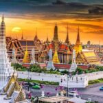 Bangkok's Landmarks Tour : GrandPalace WatTraimit WatPho WatArun - A Deep Dive into the Itinerary