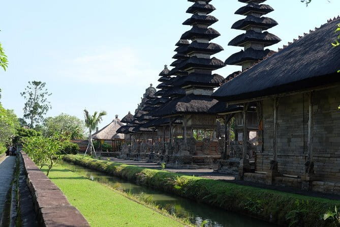 Banyumala Waterfalls with Tanah Lot Sunset Tour - Why This Tour Offers Great Value