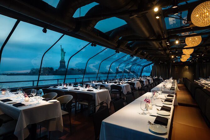 Bateaux New York Thanksgiving Plated Dinner Cruise - Is it Worth It?