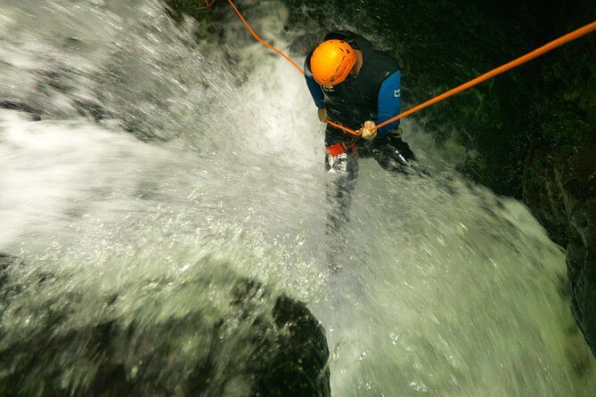 Beginner Canyoning trip in bali "Banyuwana canyon" - What Makes This Tour Stand Out?