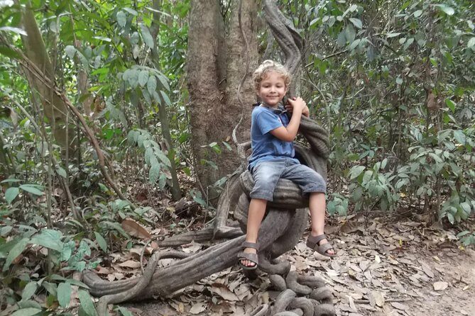 Best Private Tour Cu Chi Tunnels and Mekong Delta Full Day - Cruising the Mekong: A Tapestry of Local Life