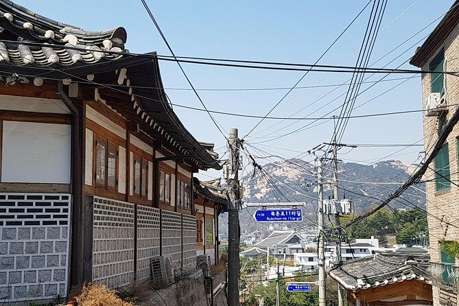 Best Walking Tour to Gyeongbok Palace n Bukchon with Expert - FAQ