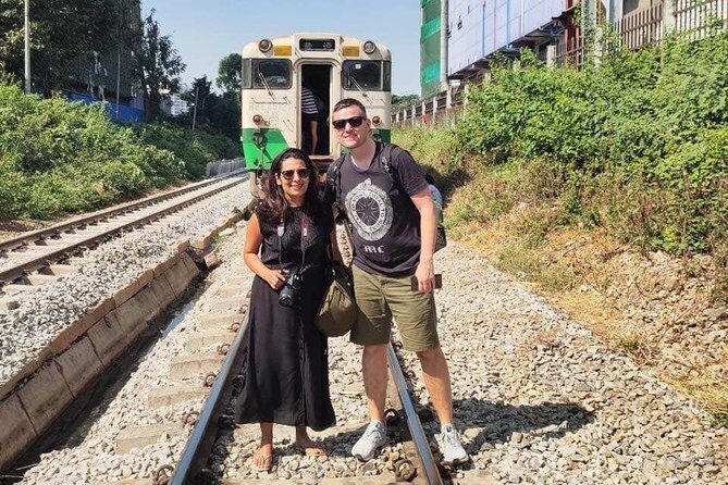 Best Yangon City Tour with Experience English Speaking Guide - Scenic Break at Kandawgyi Park