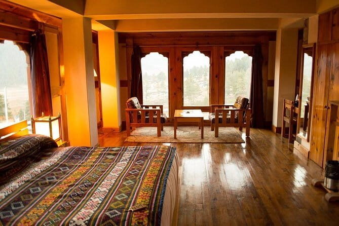 Bhutan Honeymoon Tour - The Majestic Dochula Pass and Cultural Delights