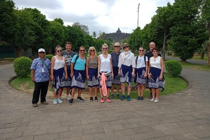 Borobudur Private Excursion From Semarang (Upper level access) - Who Is This Tour Best For?