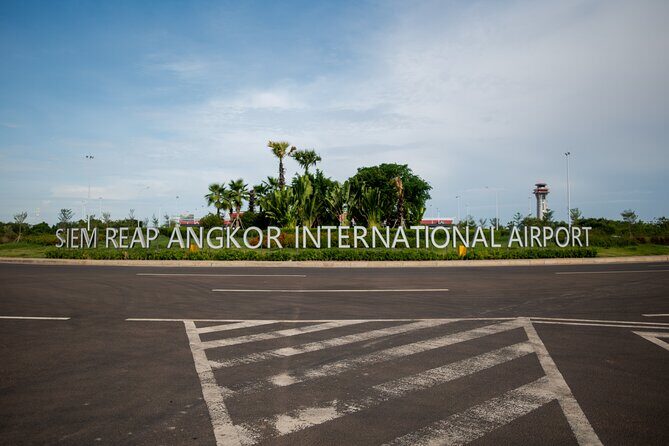 Cambodia Taxi Services 100% Private - What’s Included and What to Expect
