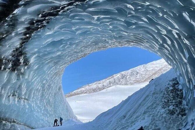 Castner Glacier Ice Cave Adventure from Fairbanks - Experience the Magic of the Castner Glacier Ice Cave from Fairbanks