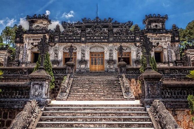 Chan May Port to Hue, Hoi An or Golden Hand Bridge of Bana Hills - The Authentic Touches and Authentic Experiences