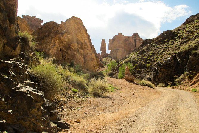 Charyn Canyon - a Place where time stood still... - Possible Downsides or Considerations