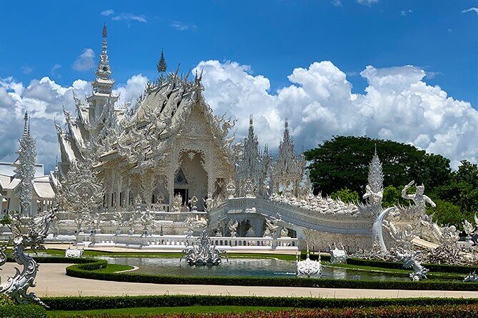 Chiang Rai Temples Private Tour from Chiang Mai - All Inclusive - Authentic Insights from Reviewers