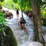 Climb Sticky Waterfall Like a Spiderman - An Authentic Adventure in Chiang Mai’s Natural Beauty