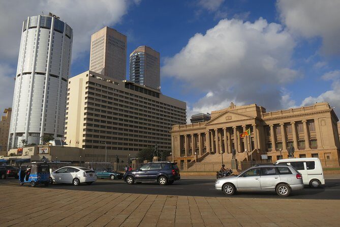 Colombo City Tour with Private Driver - FAQ