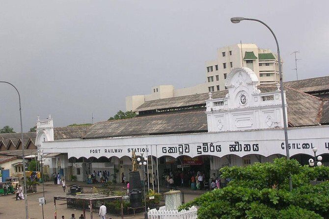 Colombo to Kandy Train Tickets (Reserved Seats) - How This Experience Fits Different Travelers