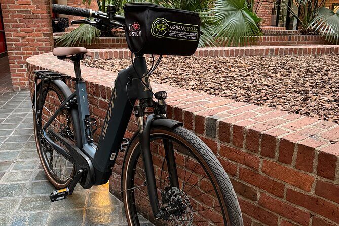 Comfort Electric Assist Bicycle Rental in Boston - Why Renting an E-Bike in Boston Is a Game Changer