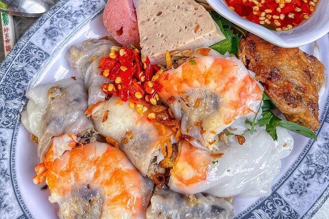 Committed Non-Touristy Saigon Street Food Tour By Scooters/Car - Who Should Consider This Tour?