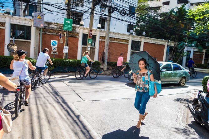 Countryside Bangkok and a Local Floating Market Tour by Bicycle Including Lunch - FAQ